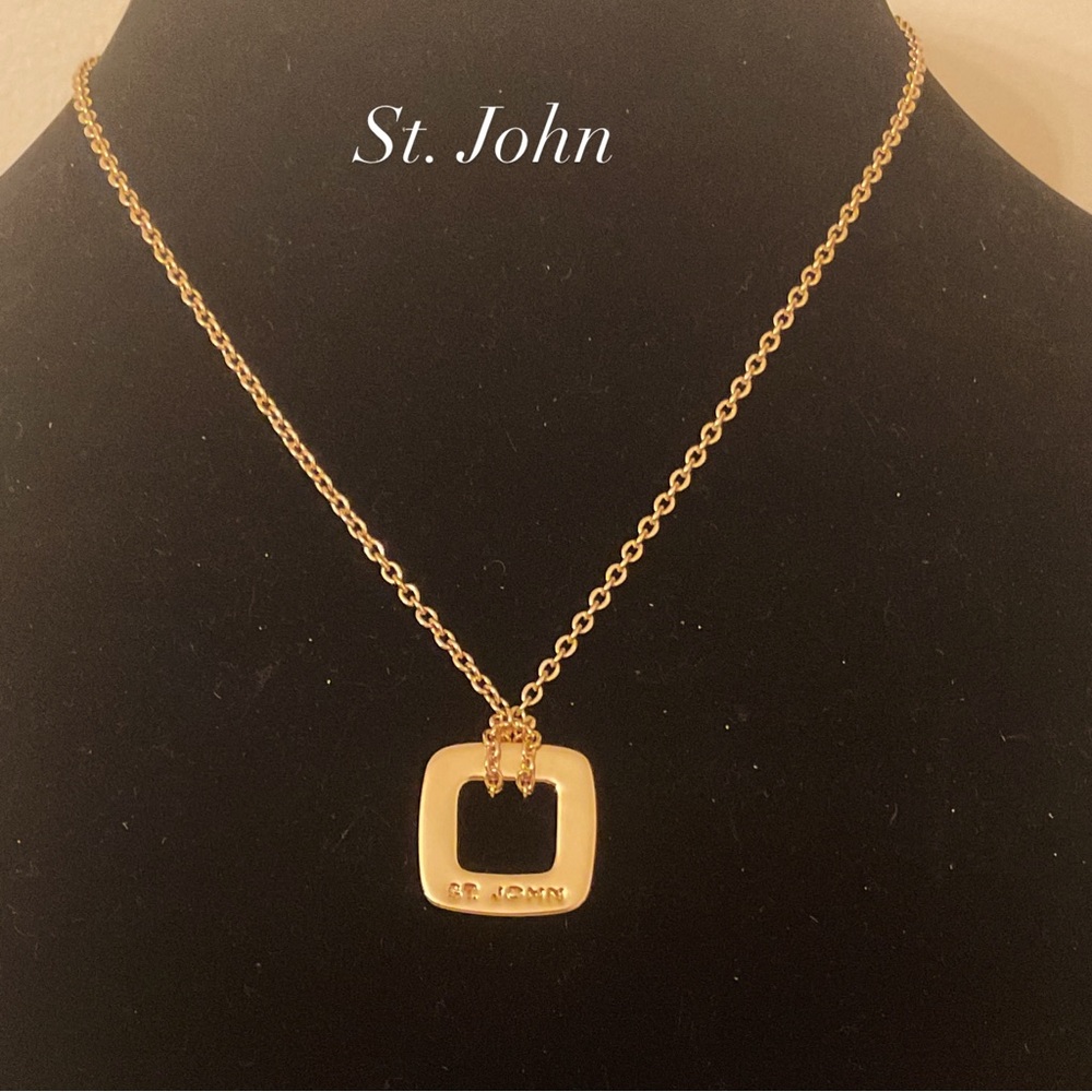 #81 St. John Goldtone Square Pendnt Necklace Minimalist Designer